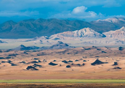 Fotoobraz - Mongolská pouštní krajina v oblasti Chomiin talu